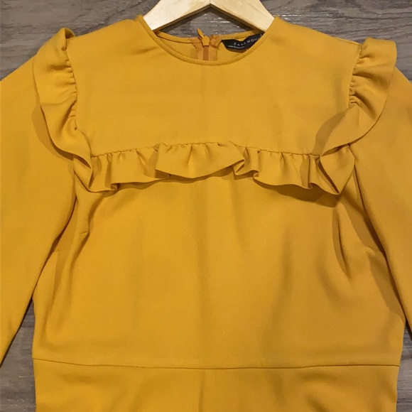 Zara Excellent Condition Dress - Picture 3 of 7